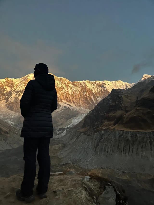 Women Climbing the Highest Peaks: How Female Mountaineers Are Making History in Nepal