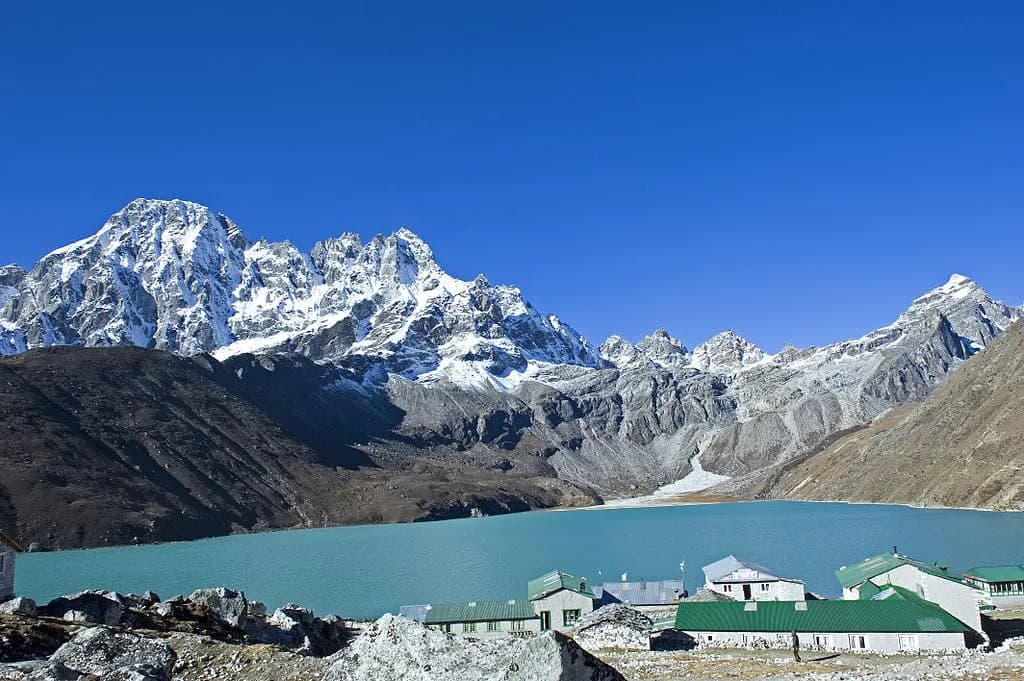 Gokyo Lake and Gokyo Ri Trek- 14 Days